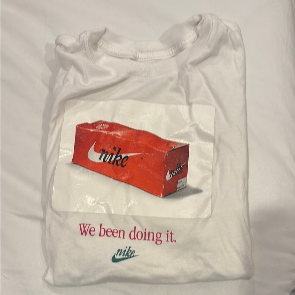 Nike White Graphic T-Shirt
